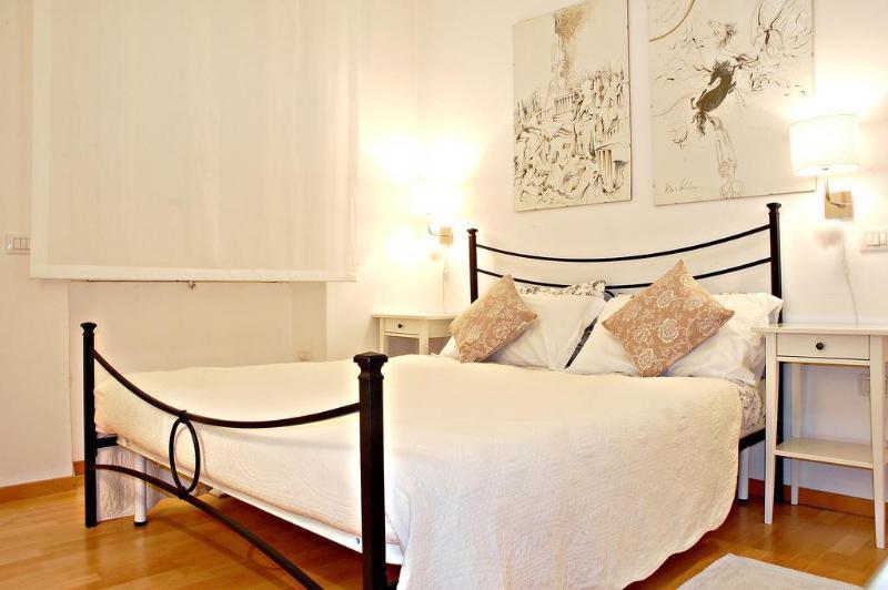 Pley Boutique Del Centro Hotel Каляри Екстериор снимка