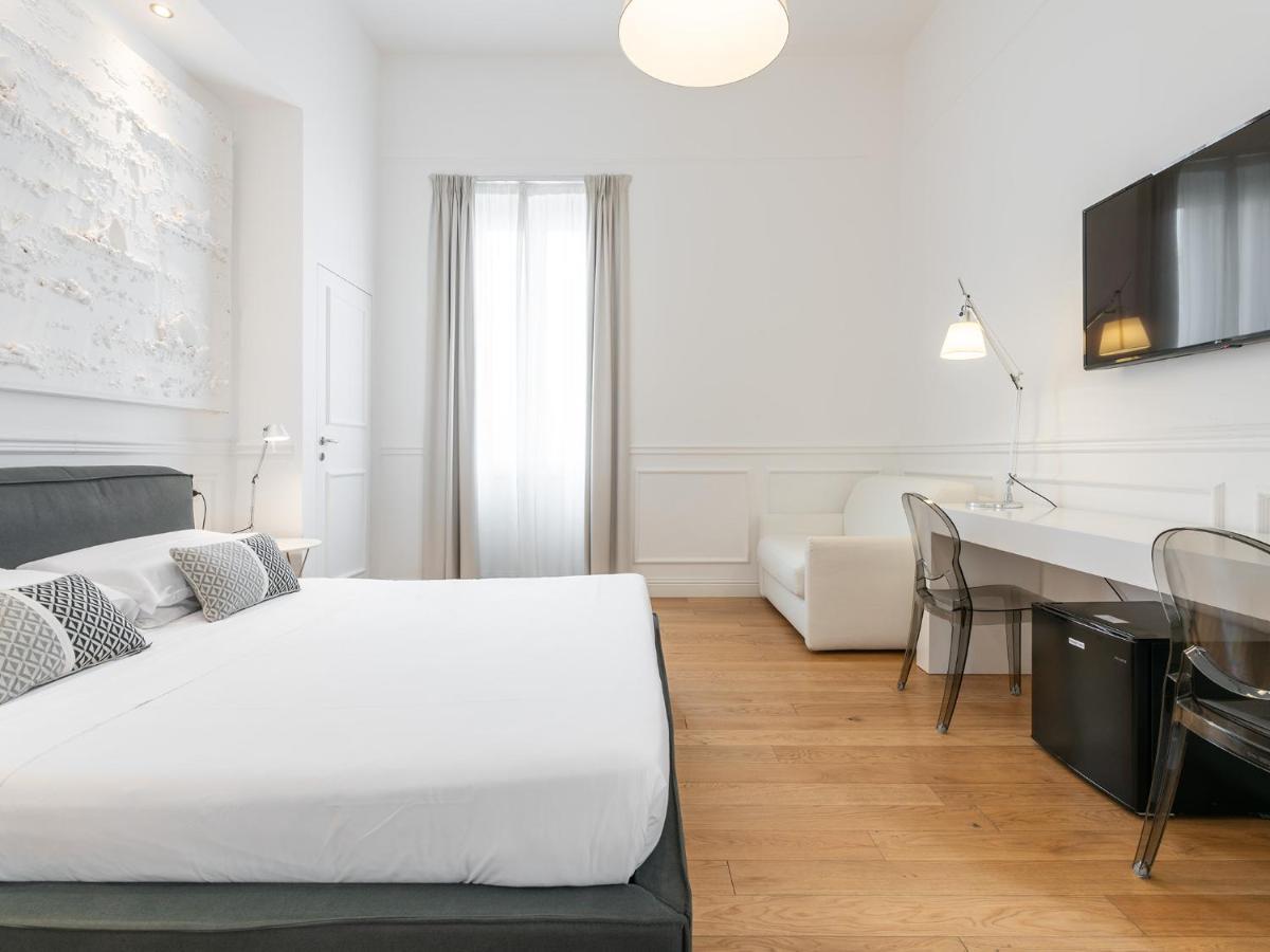 Pley Boutique Del Centro Hotel Каляри Екстериор снимка