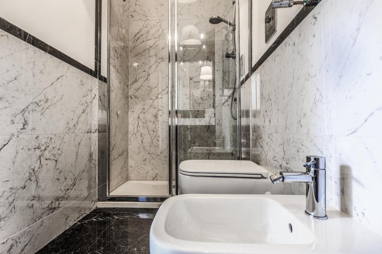Pley Boutique Del Centro Hotel Каляри Екстериор снимка